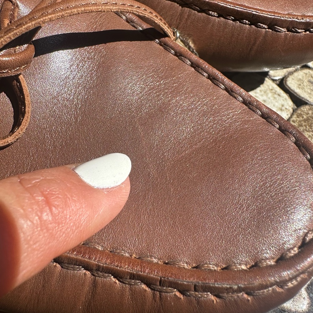Tod's Classic Brown Leather Loafers - Picture 7 of 7